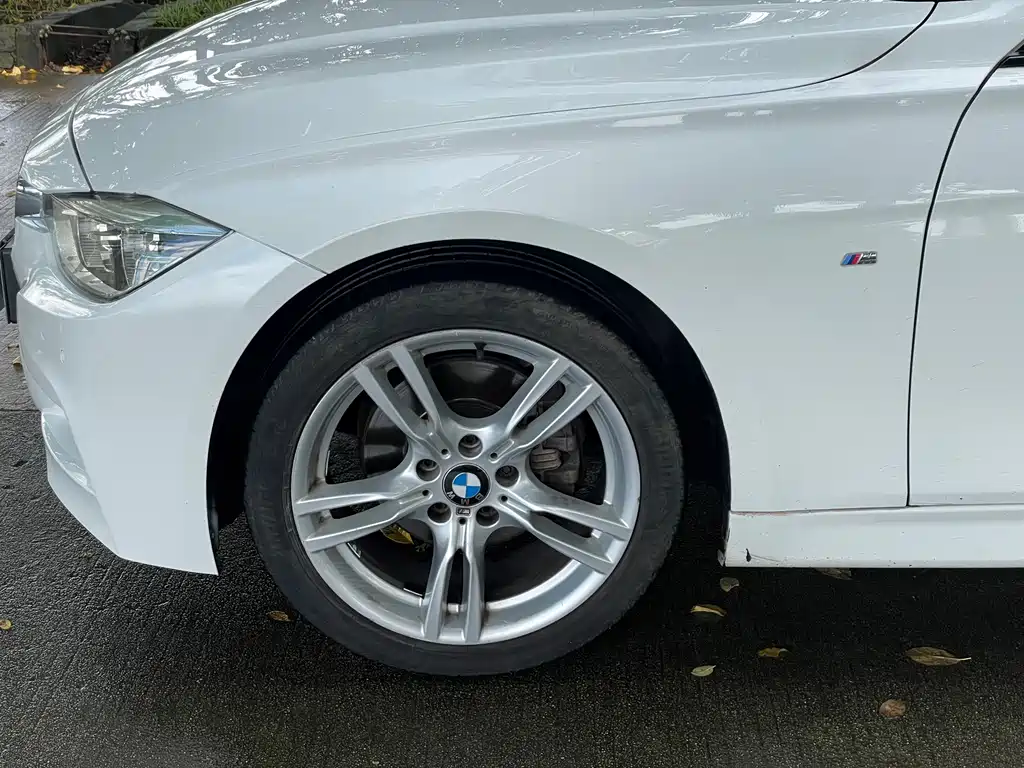 BMW 3 Series — миниатюра 3