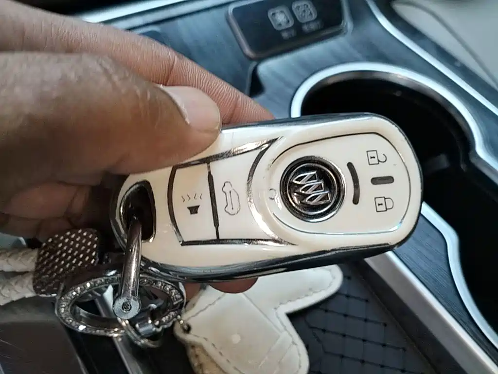 Buick GL8 — миниатюра 9