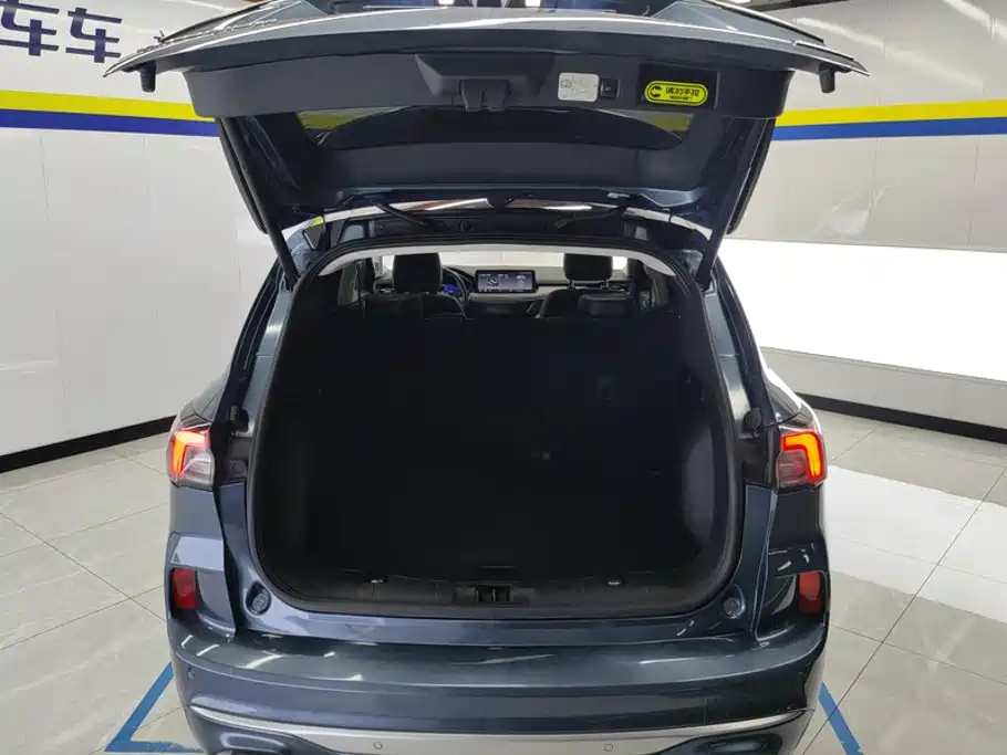 Ford Escape — миниатюра 4
