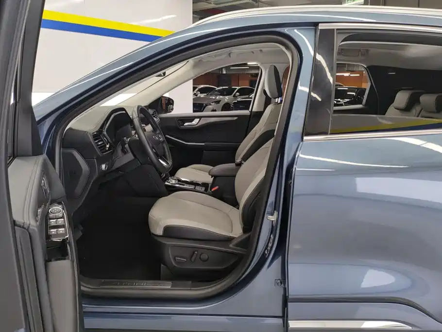 Ford Escape — миниатюра 9