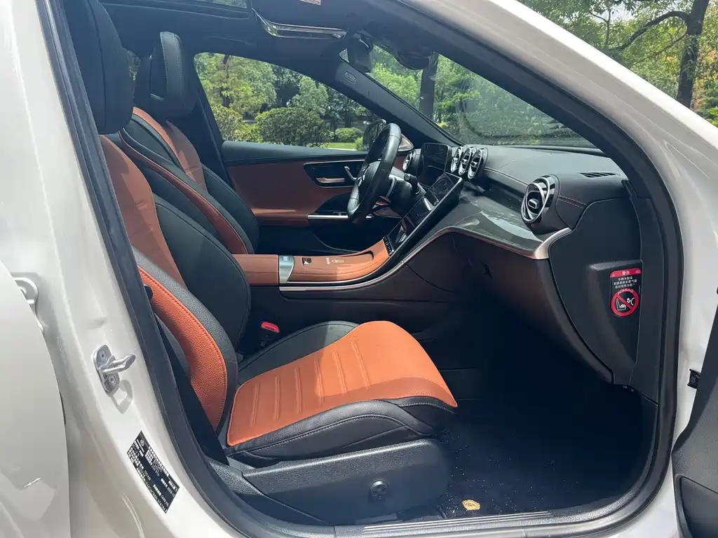 Mercedes-Benz C-Class — миниатюра 8