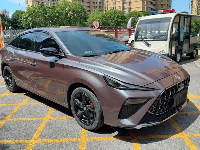 2022 MG 5