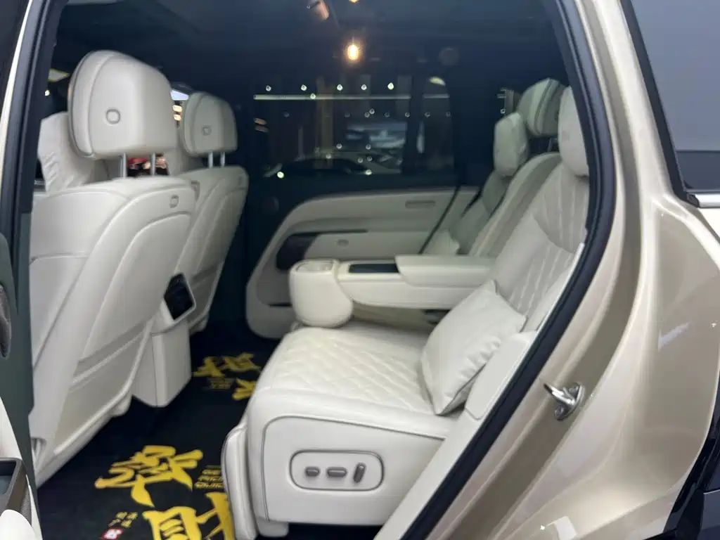 Li Auto Li L8 — миниатюра 12