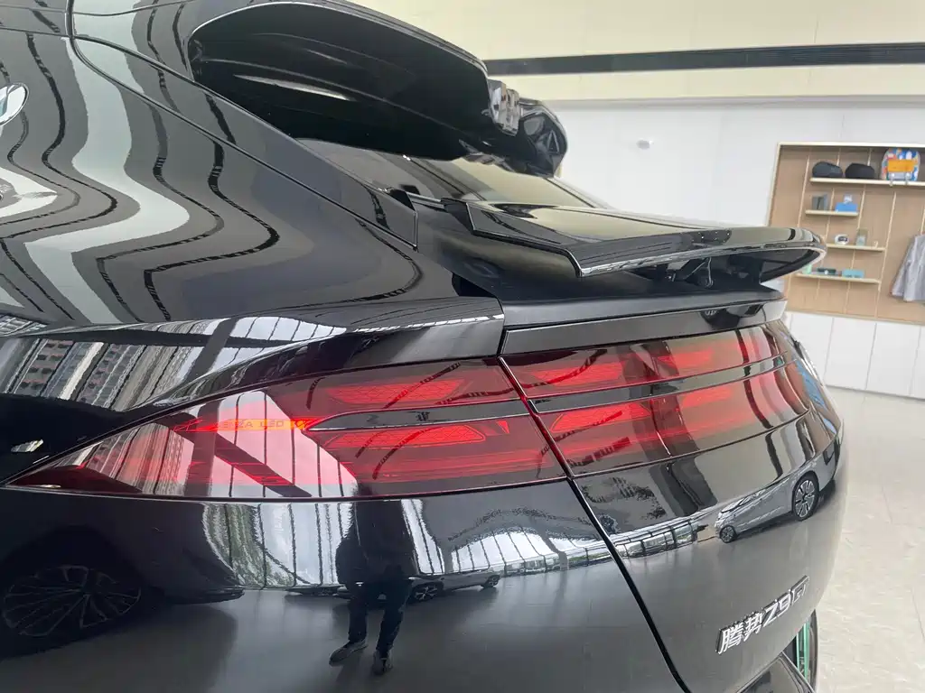 Denza Denza Z9GT — миниатюра 5