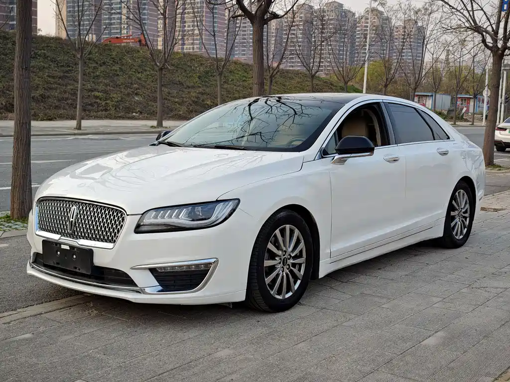 LINCOLN MKZ