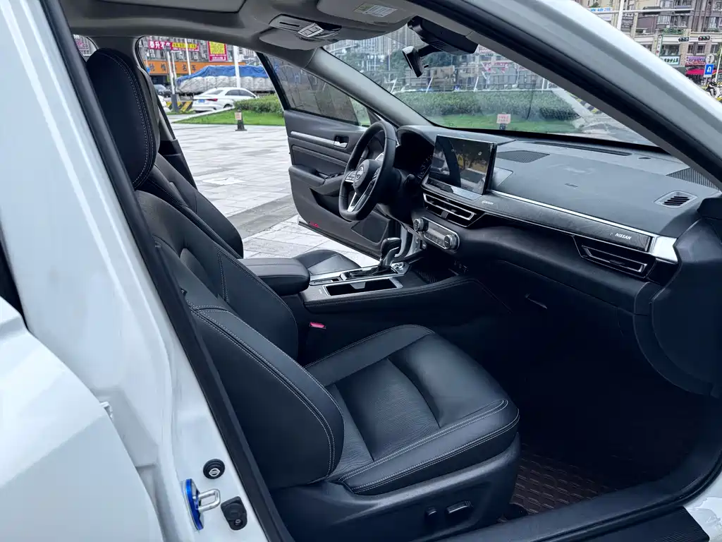 Nissan Teana — миниатюра 12