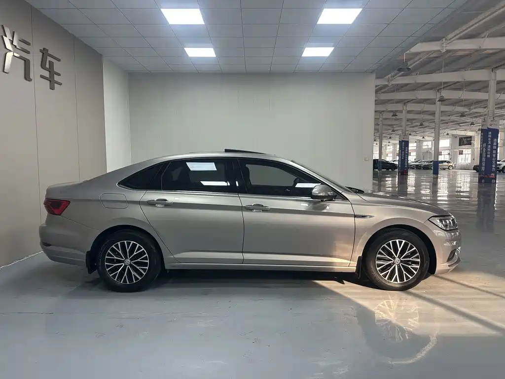 Volkswagen Sagitar — миниатюра 8