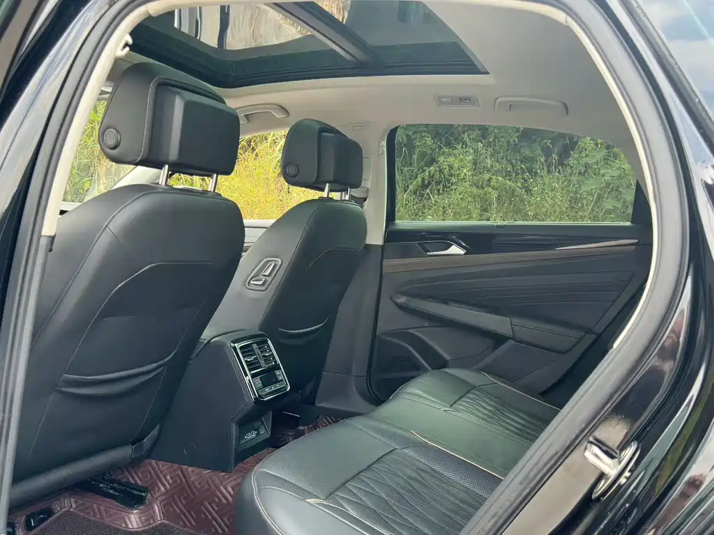 Volkswagen Passat — миниатюра 4