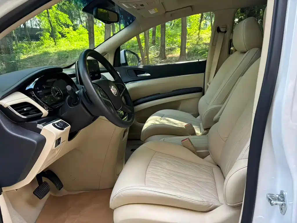 Buick GL8 2023 652T Luxury