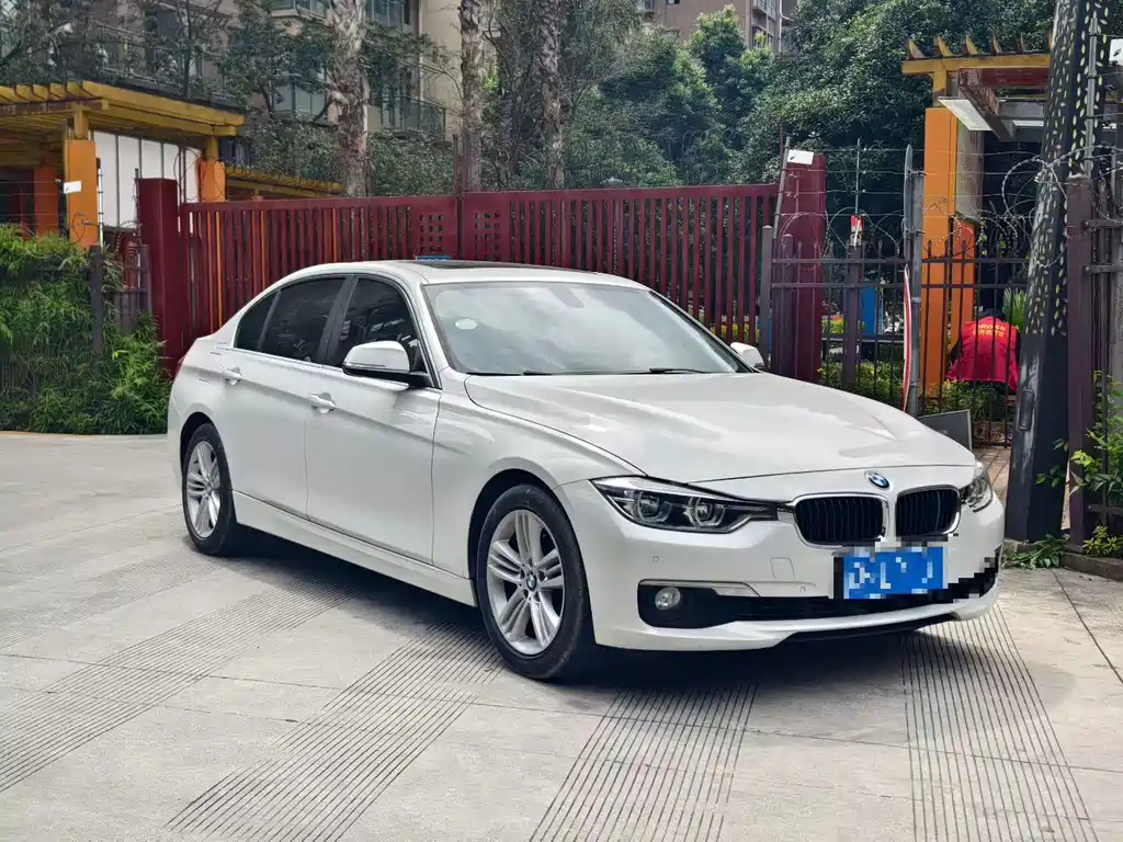 BMW 3 Series — миниатюра 3