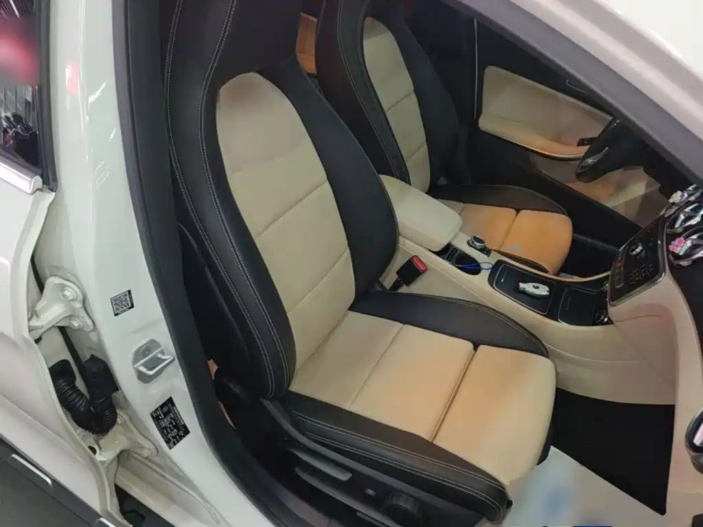Mercedes-Benz GLA — миниатюра 25