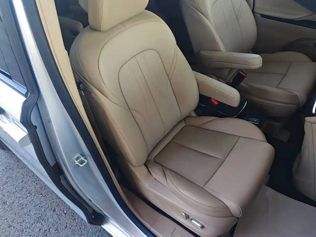 Buick GL8 Hybrid — миниатюра 25