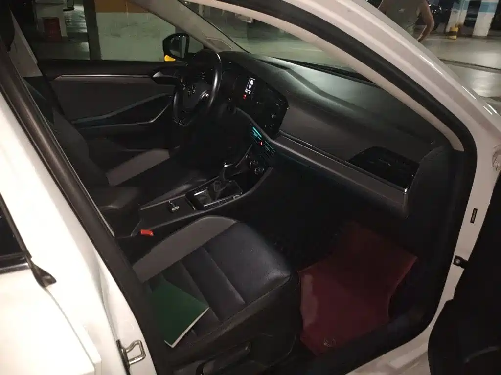 Volkswagen Sagitar — миниатюра 18