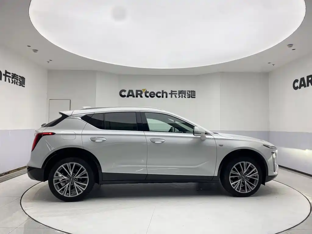 Cadillac GT4 — миниатюра 4