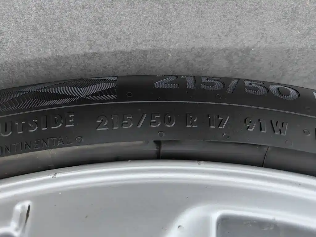Volvo S60 (Import) — миниатюра 24