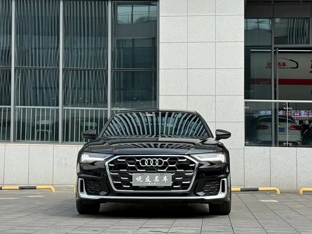 Audi A6L 2025 55 TFSI quattro Premium