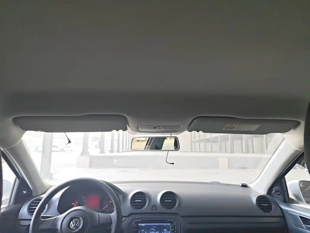 Volkswagen Jetta — миниатюра 18