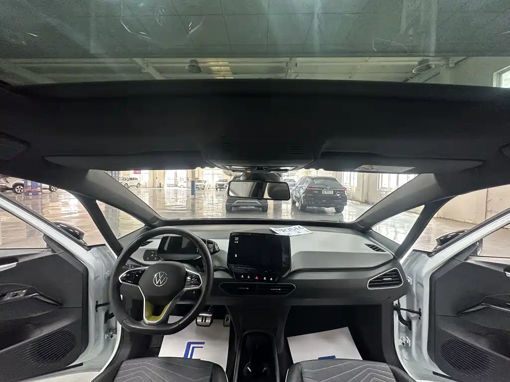 Volkswagen ID.3 — миниатюра 10