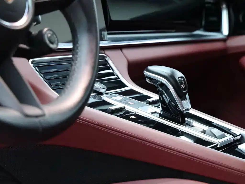 Porsche Panamera Hybrid — миниатюра 11