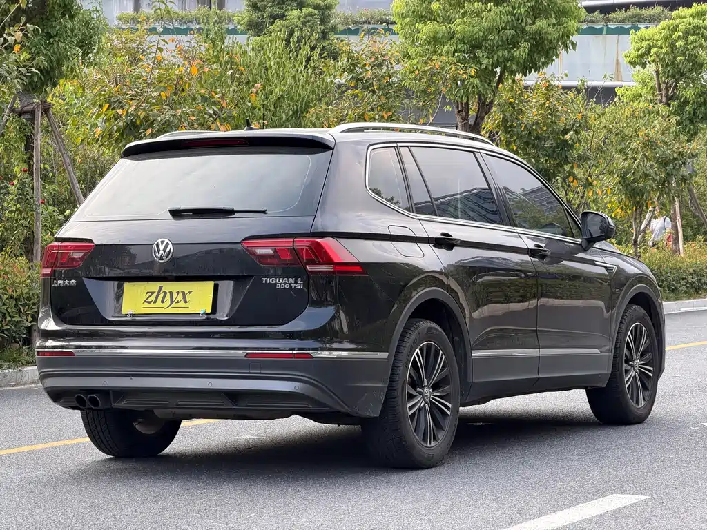Volkswagen Tiguan L — миниатюра 7