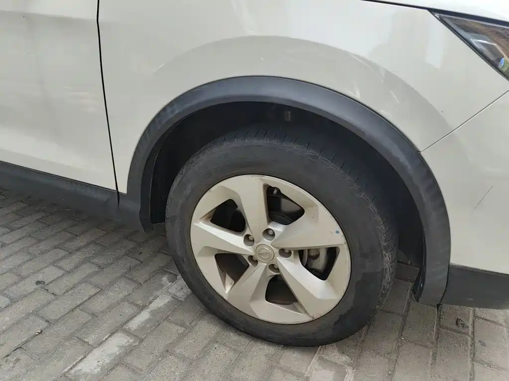 Nissan Qashqai — миниатюра 8
