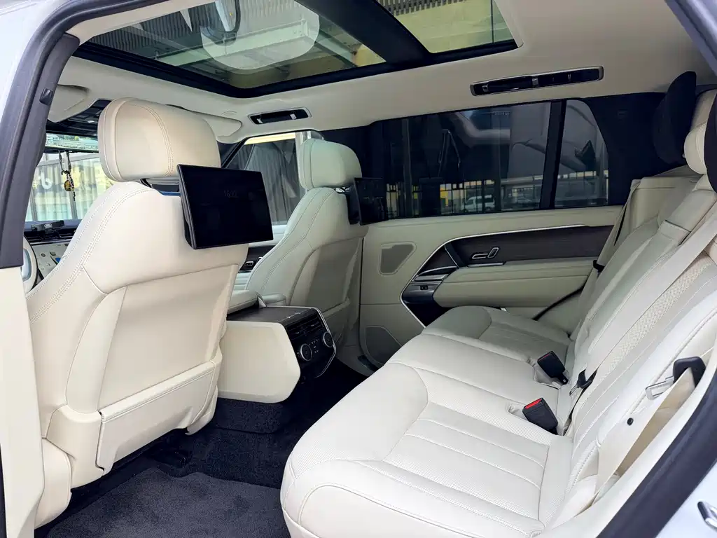 Land Rover Range Rover — миниатюра 12