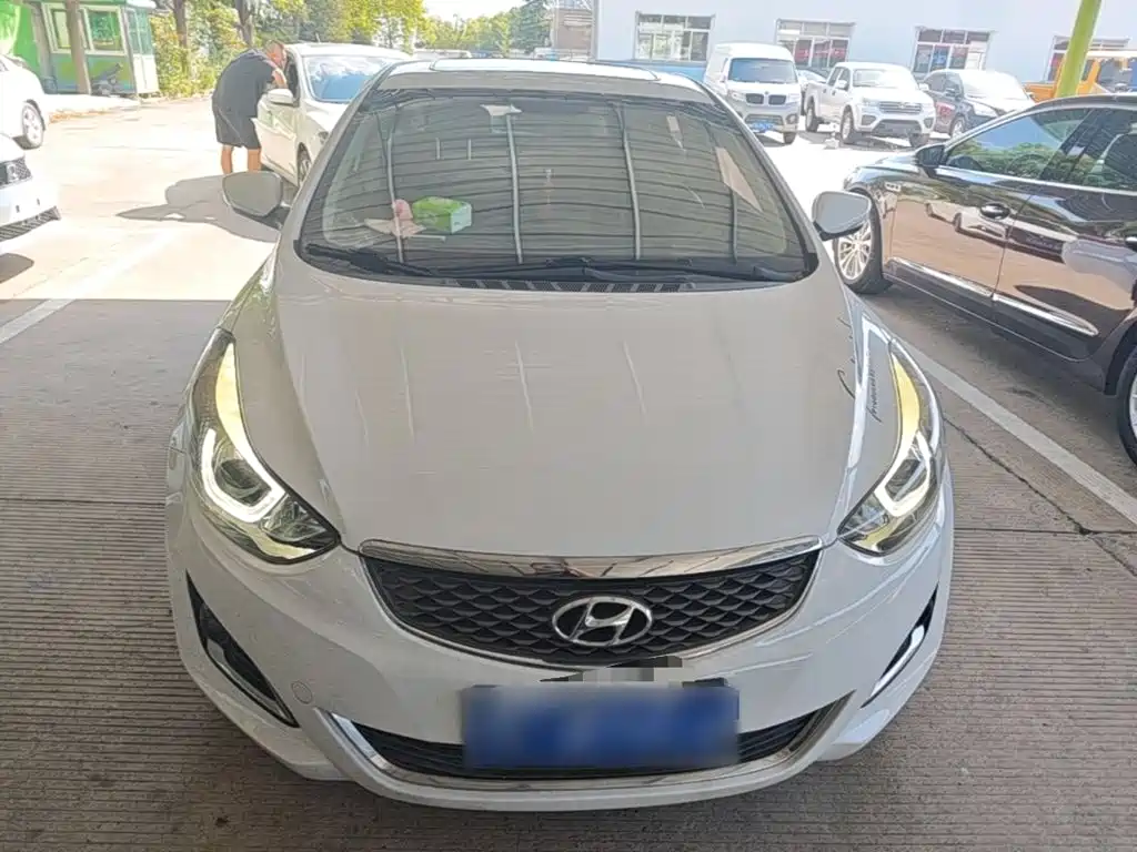 Hyundai Elantra Langdong — миниатюра 3