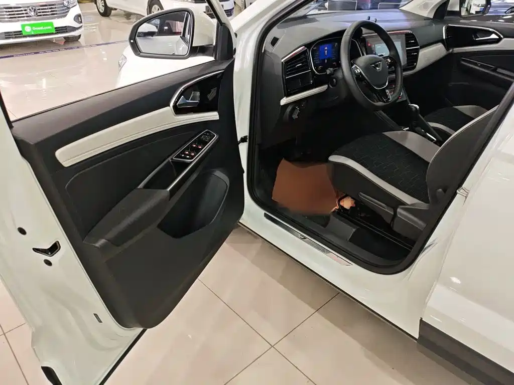 Jetta VS7 — миниатюра 16