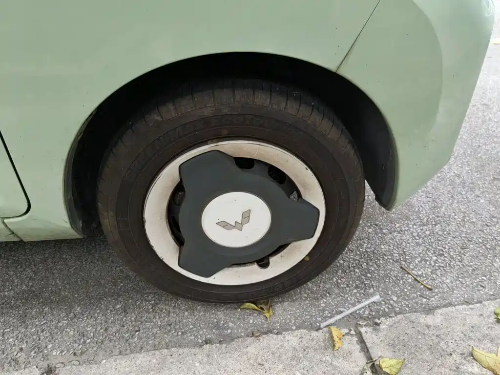 Wuling MINIEV — миниатюра 8