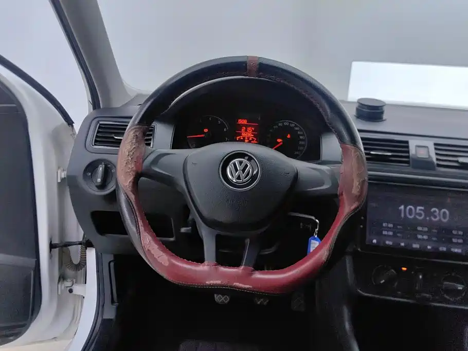 Volkswagen Santana — миниатюра 15