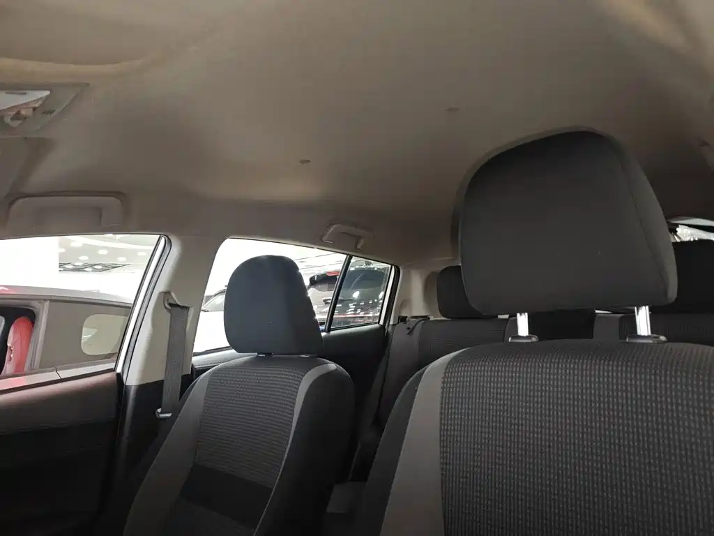 Toyota Vios FS — миниатюра 11