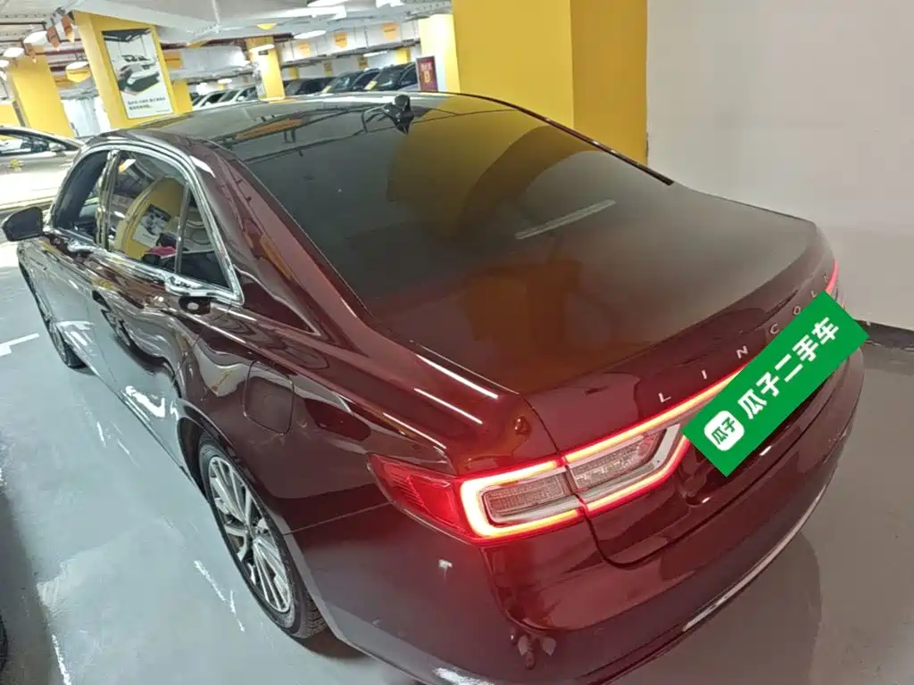 Lincoln Continental — миниатюра 5