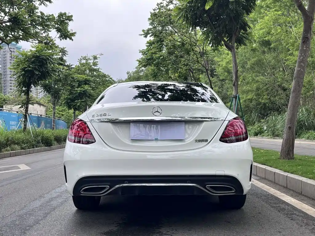Mercedes-Benz C-Class — миниатюра 10