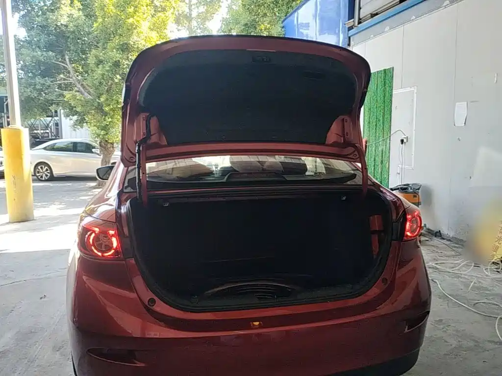Mazda 3 Axela — миниатюра 19