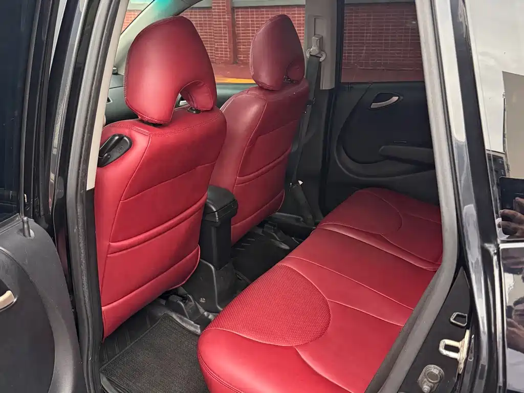 Honda Fit — миниатюра 10