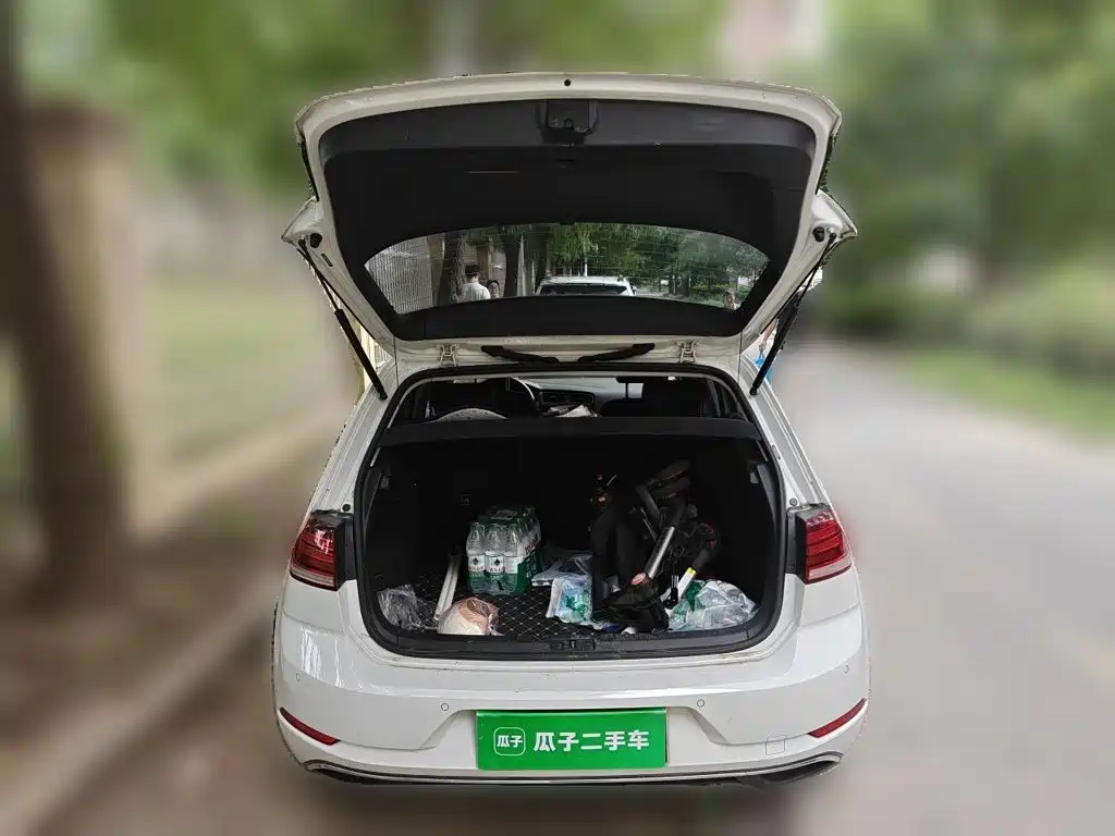 Volkswagen Golf — миниатюра 10