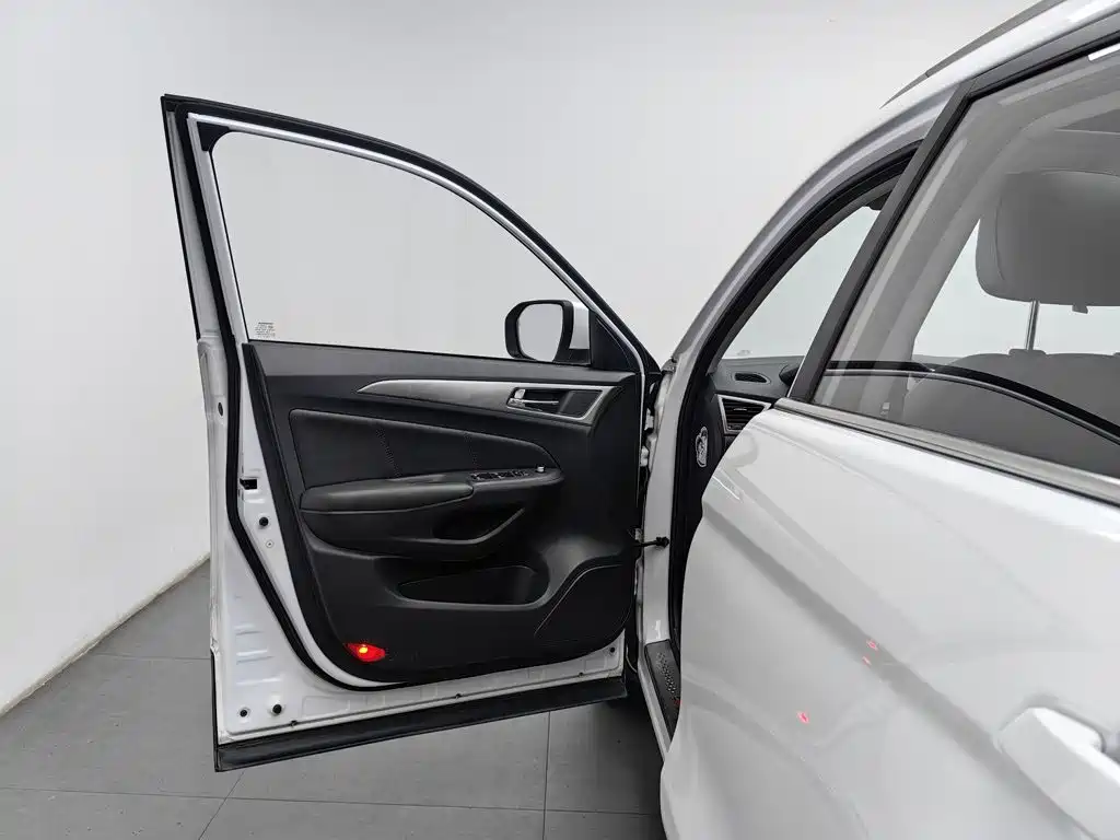 Changan CS75 — миниатюра 8