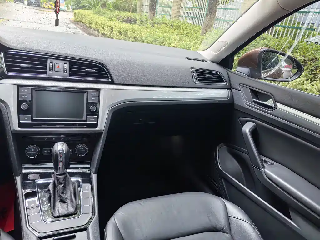 Volkswagen Lamando — миниатюра 10