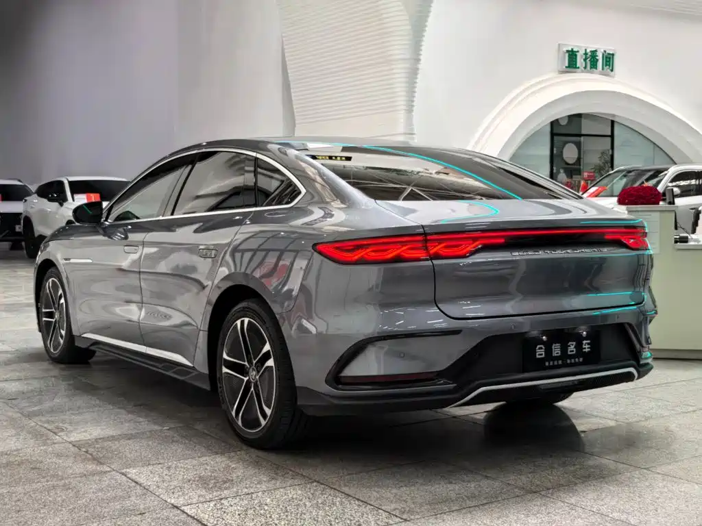 BYD Han — миниатюра 4