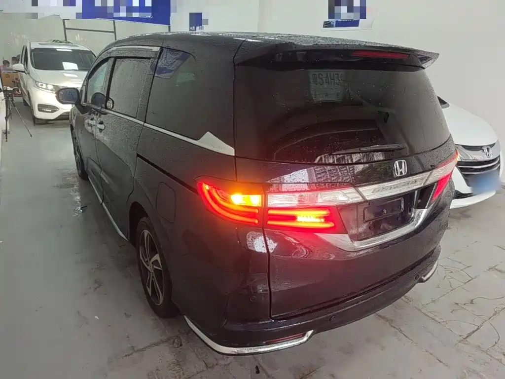 Honda Odyssey — миниатюра 5