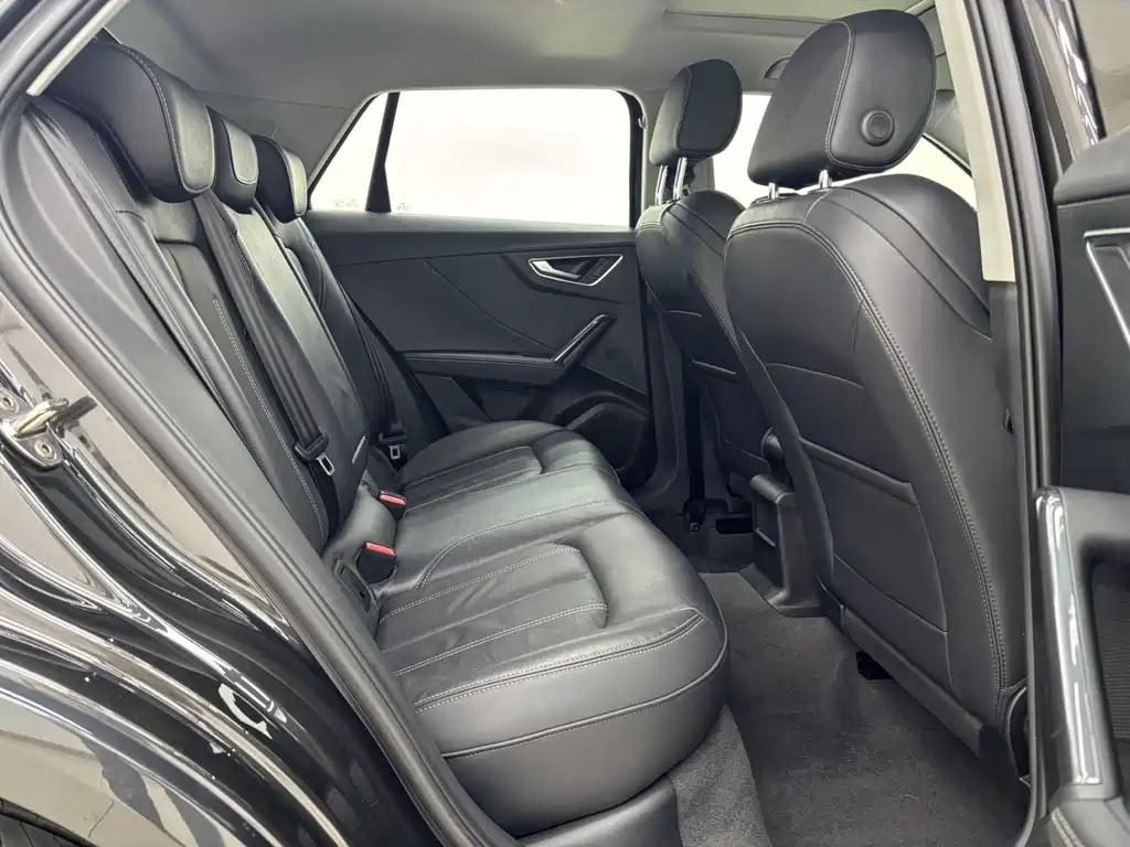 Audi Q2L — миниатюра 10