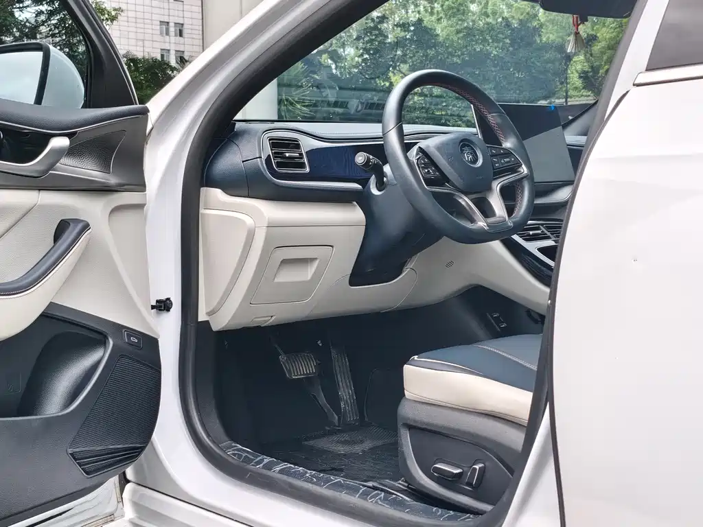 BYD Qin PLUS — миниатюра 13