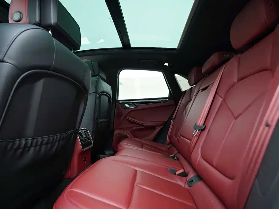 Porsche Macan — миниатюра 20