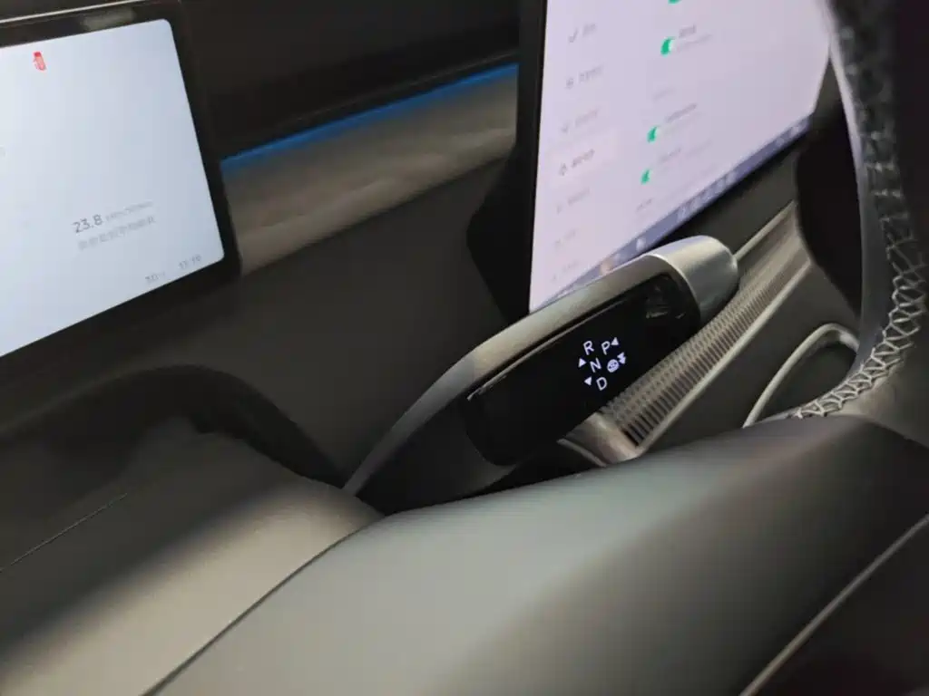 XPeng X9 — миниатюра 14
