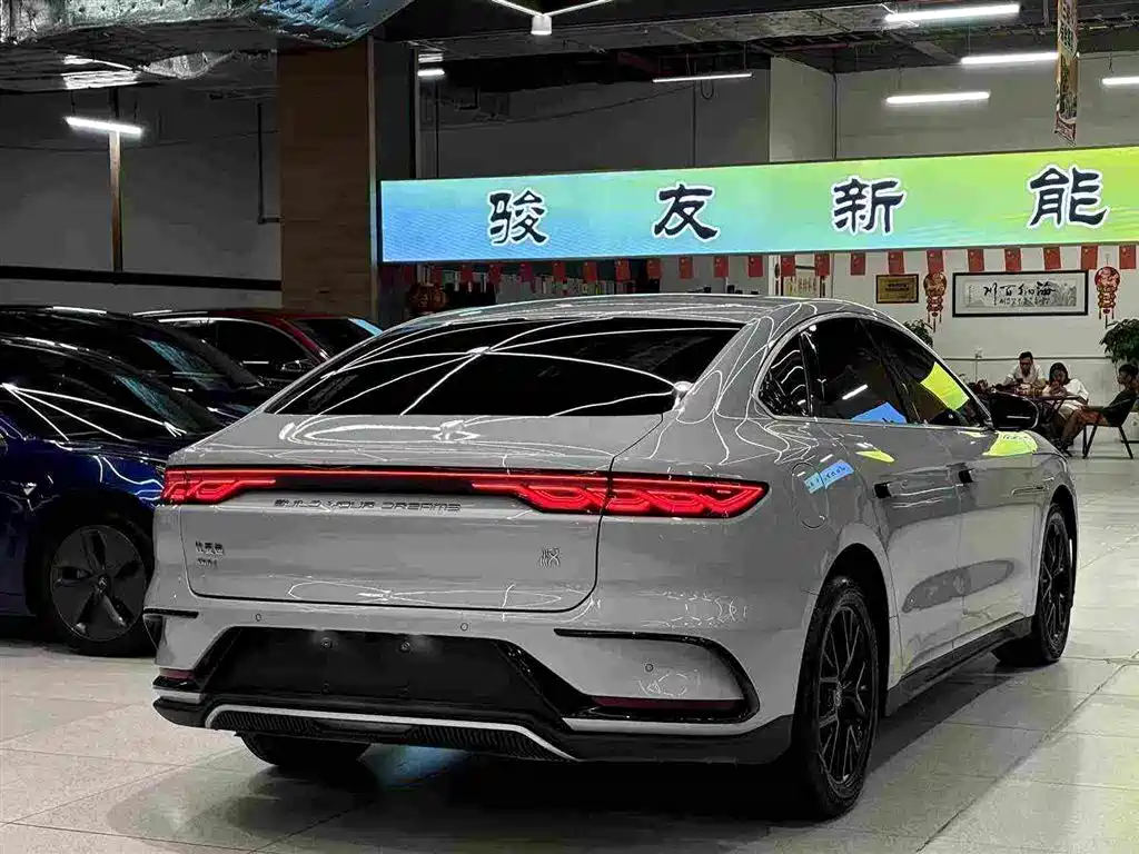 BYD Han — миниатюра 2