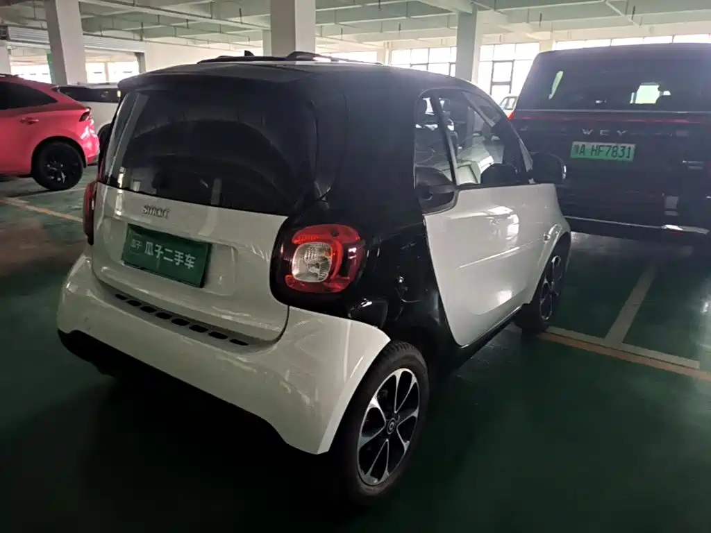 smart Smart Fortwo — миниатюра 7