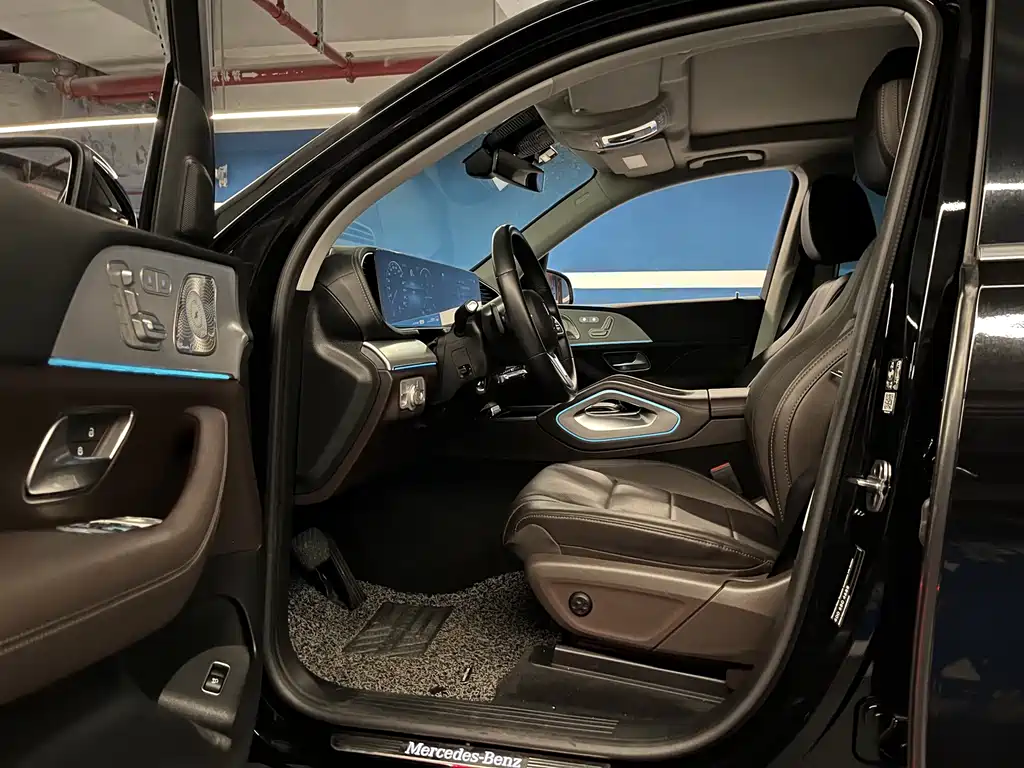 Mercedes-Benz GLE (Import) — миниатюра 12