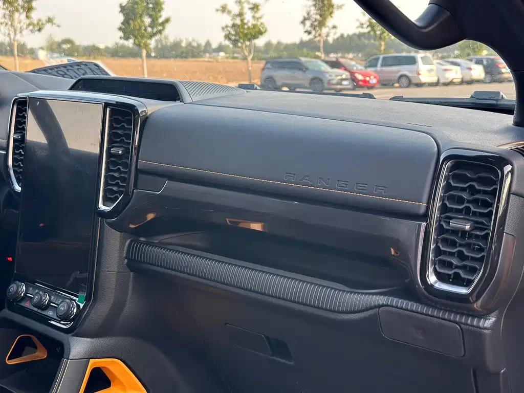 Ford Ranger — миниатюра 5