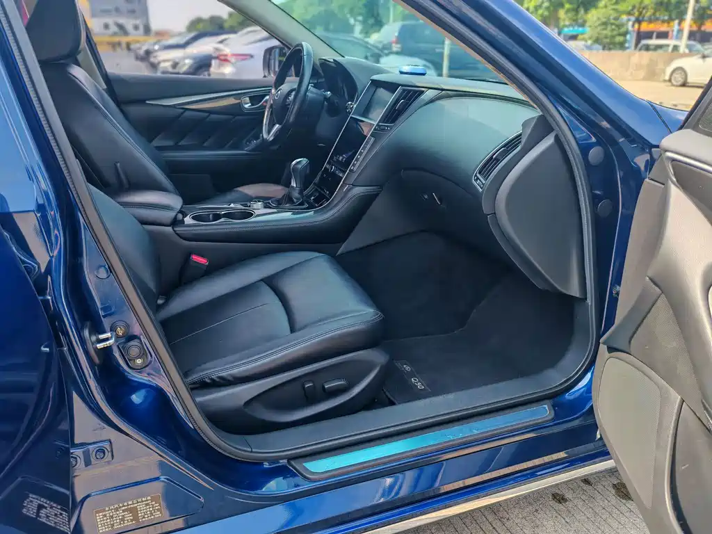 Infiniti Q50L — миниатюра 9