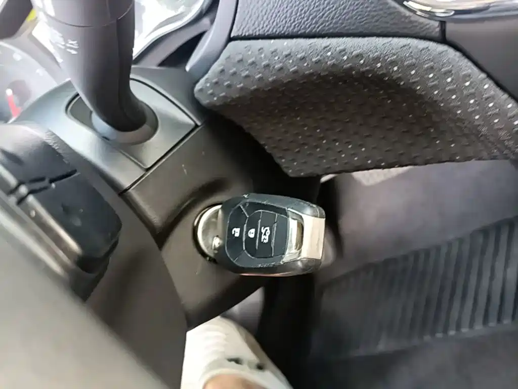Chevrolet Cruze — миниатюра 9